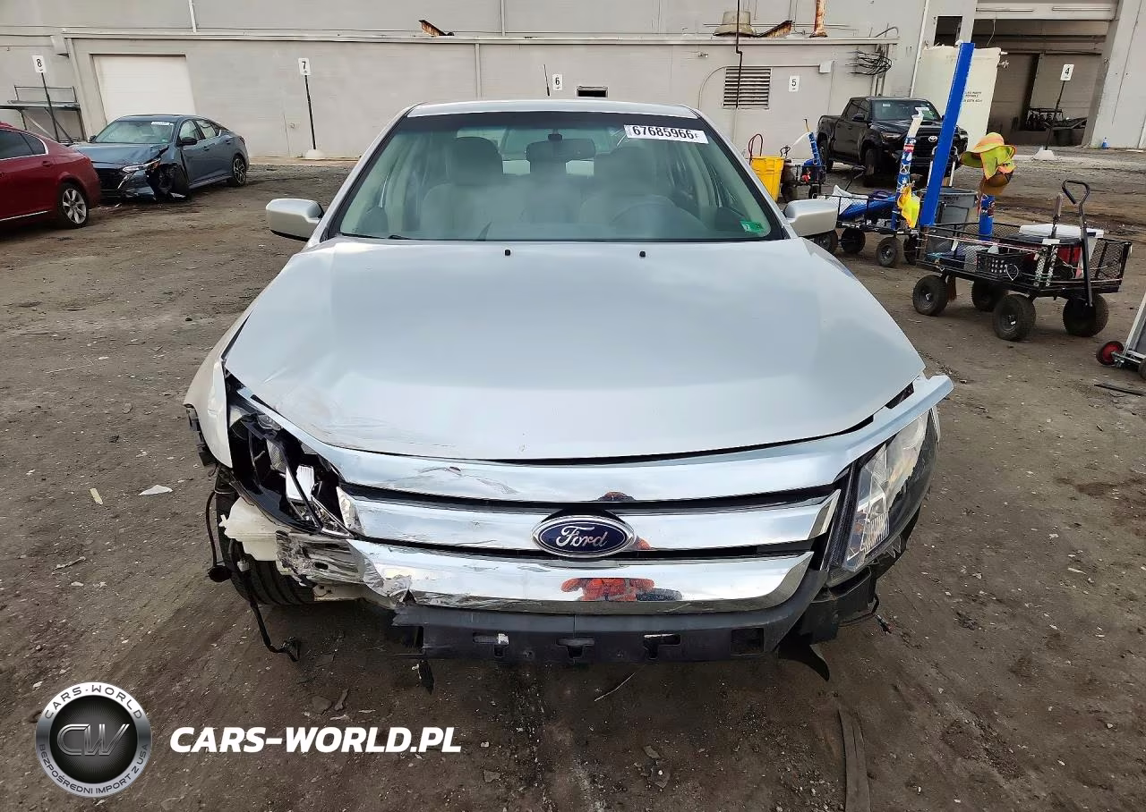 2010 Ford Fusion Hybrid VIN:3FADP0L30AR379527 - 5