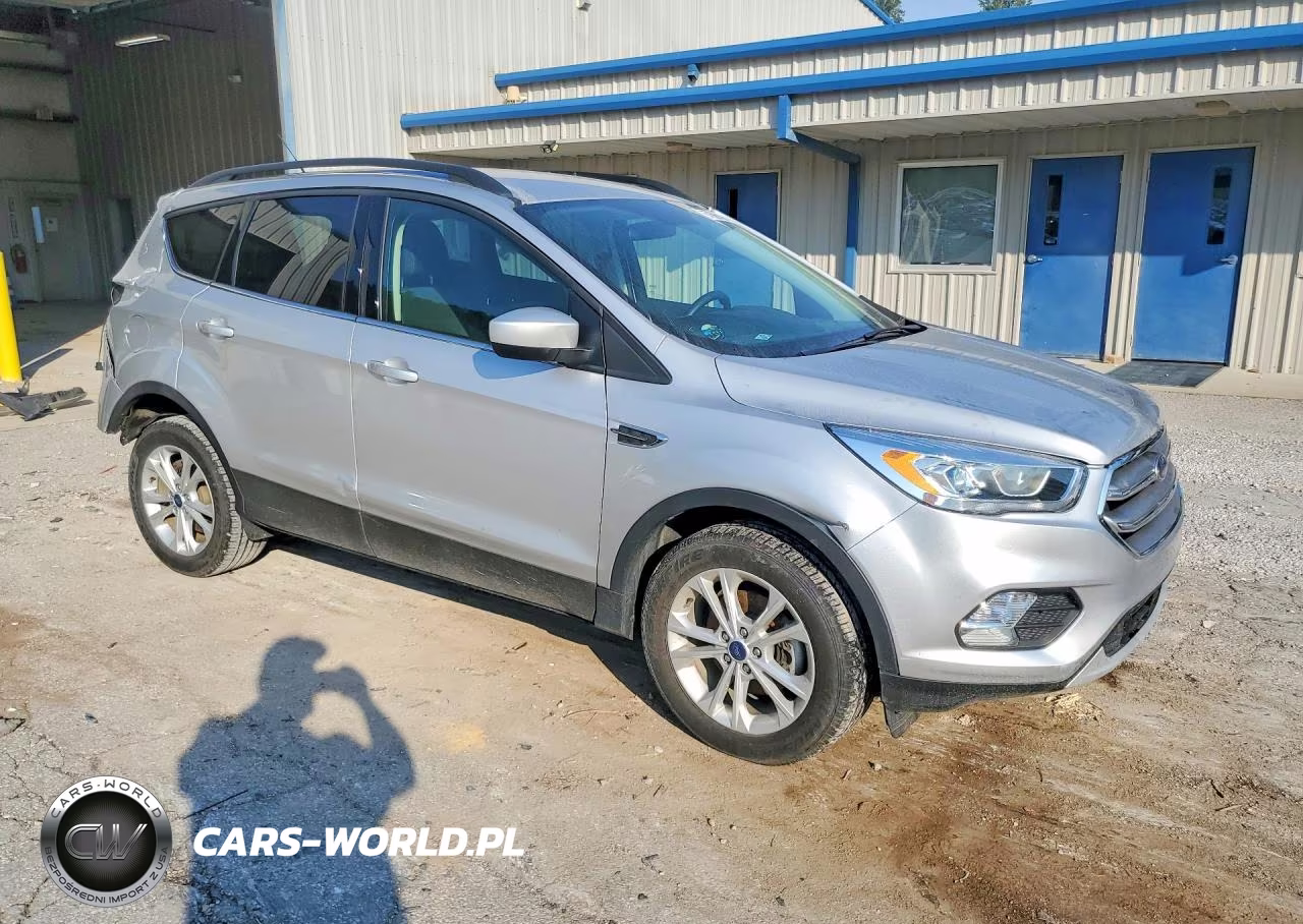 2017 Ford Escape Se VIN:1FMCU0GD0HUE84505 - 4
