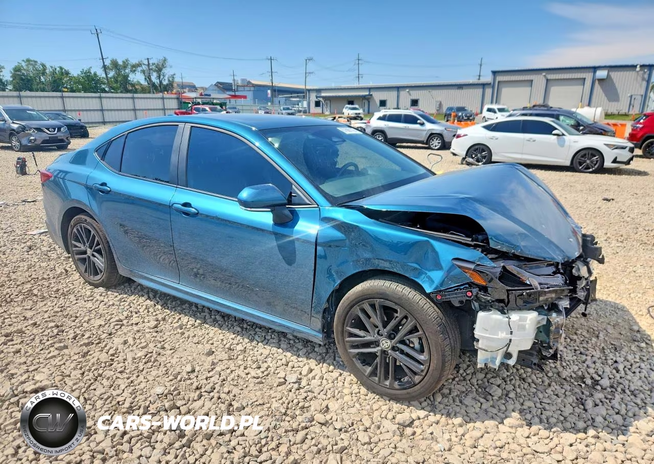 2026 Toyota Camry Se VIN:4T1DBADKXTU049860 - 4