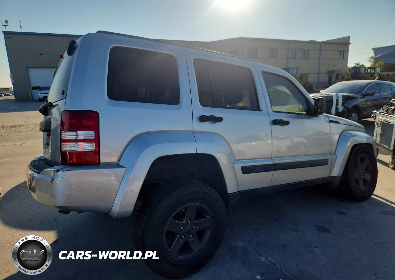 2012 Jeep Liberty Sport VIN:1C4PJLAKXCW174768 - 3
