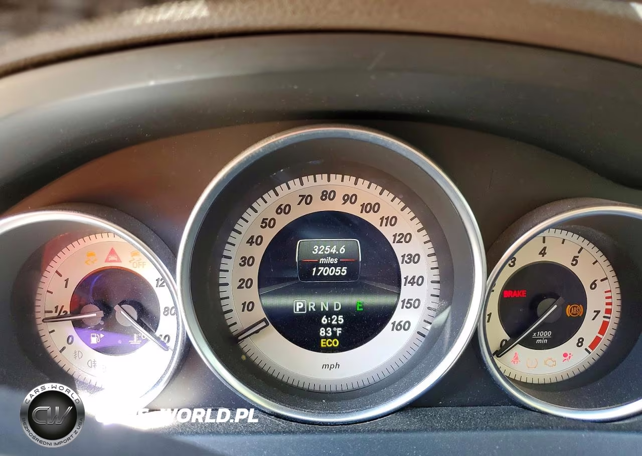 2013 Mercedes-Benz C 300 4Matic VIN:WDDGF8AB5DR264723 - 9