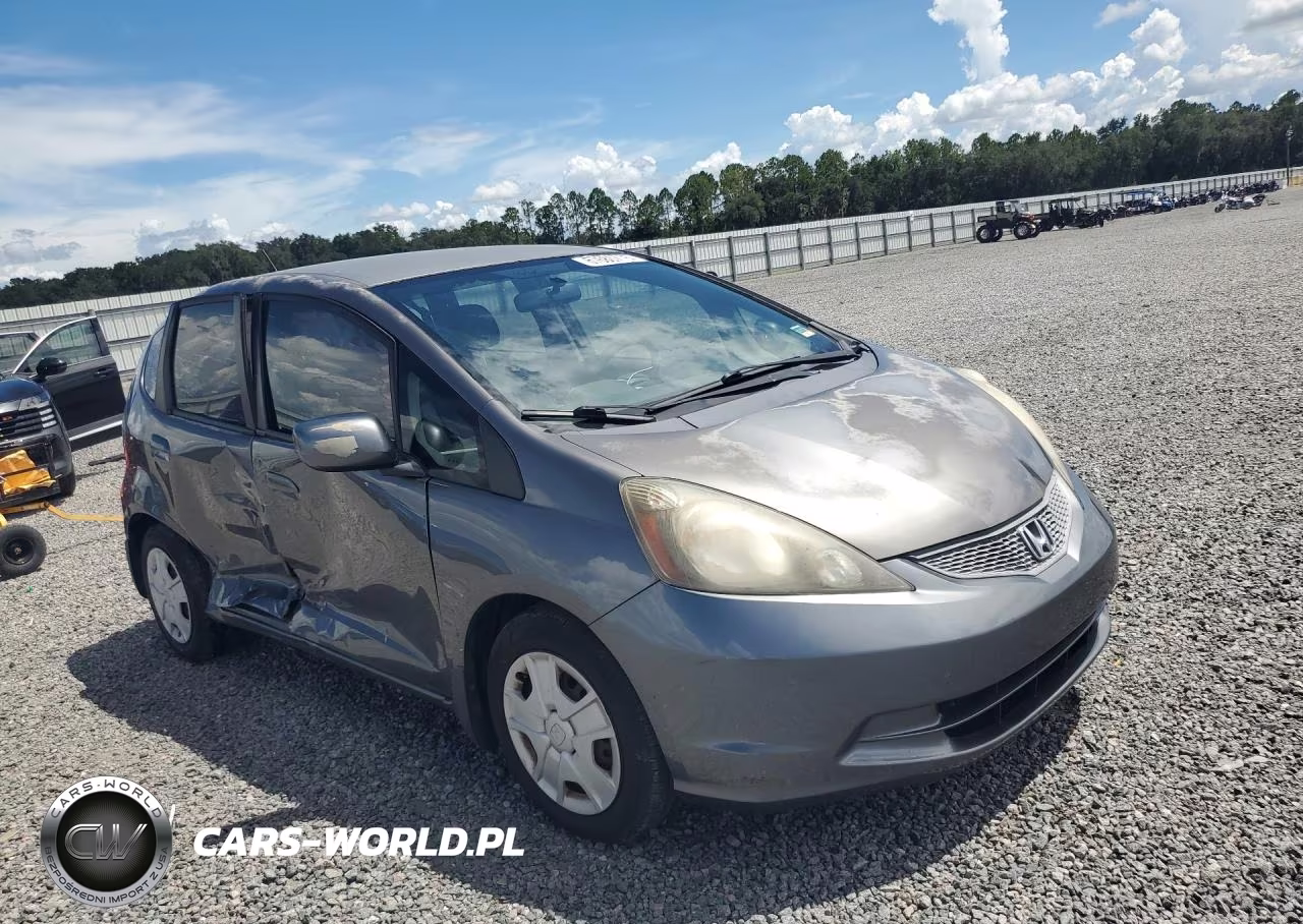 2012 Honda Fit VIN:JHMGE8H39CC041421 - 4