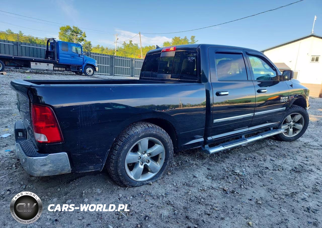 2018 Ram 1500 VIN:1C6RR7TM8JS227180 - 3