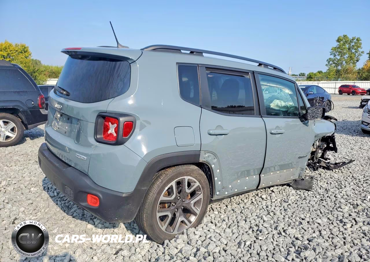 2017 Jeep Renegade Latitude VIN:ZACCJBBB2HPF53324 - 3