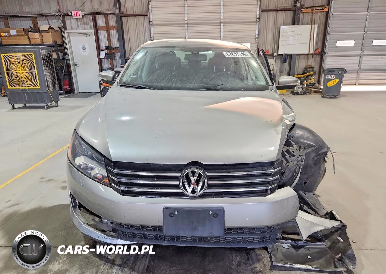 2013 Volkswagen Passat Se VIN:1VWBP7A31DC057119 - 5
