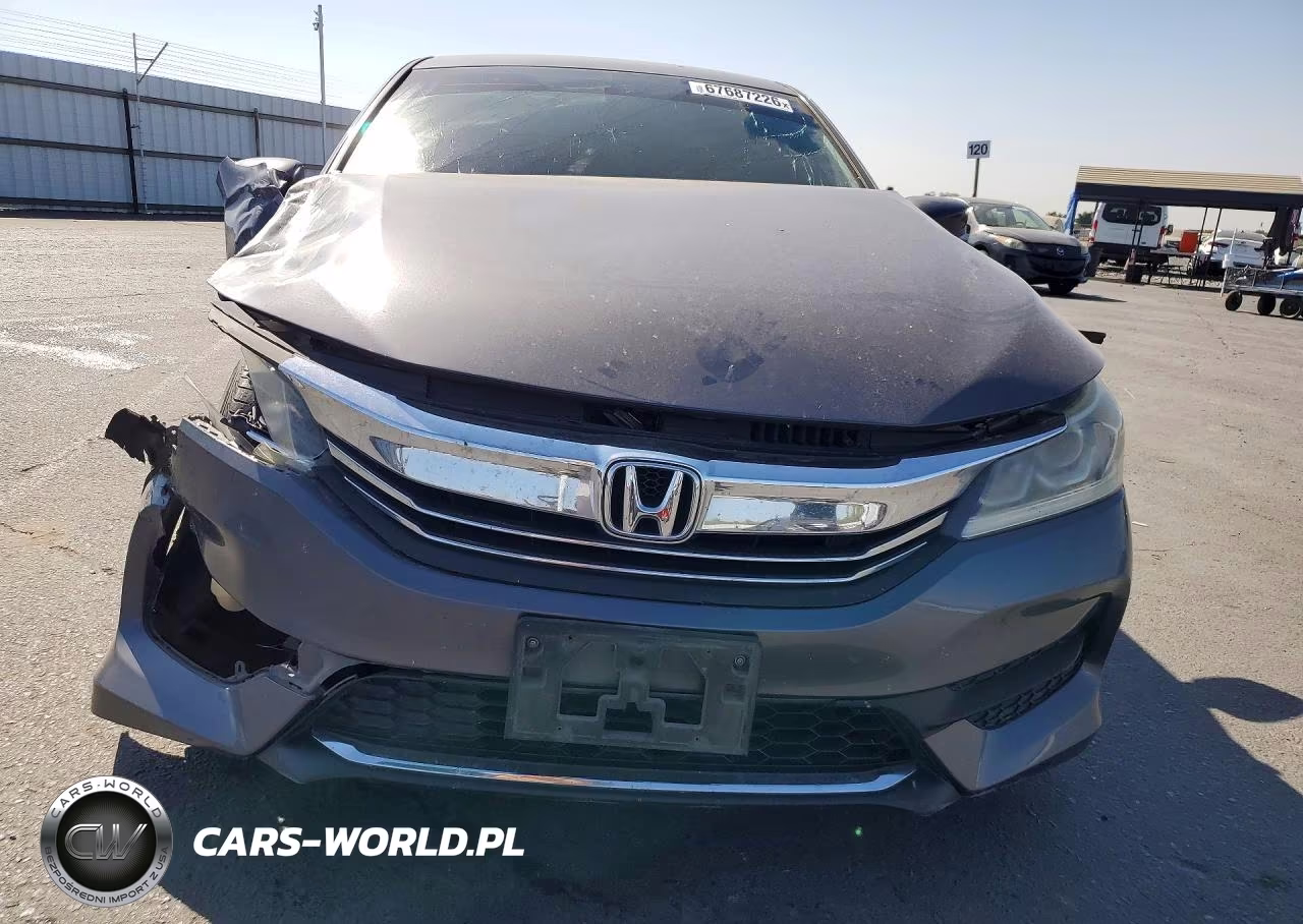 2017 Honda Accord Lx VIN:1HGCR2F33HA087772 - 5