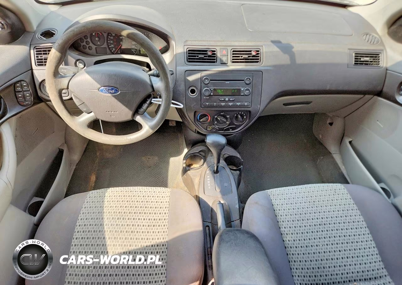 2007 Ford Focus Zx4 VIN:1FAHP34N97W363786 - 8
