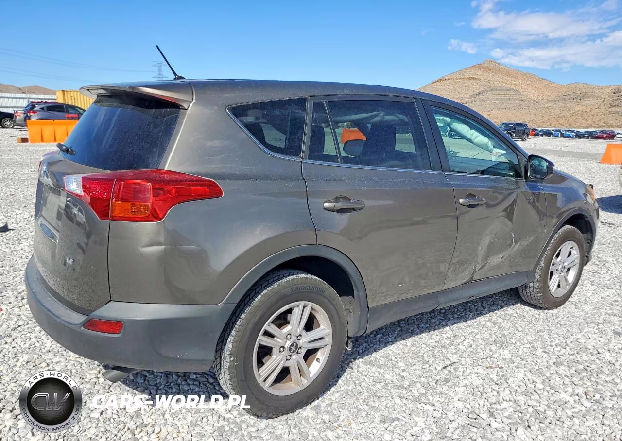 2015 Toyota Rav4 Le VIN:2T3ZFREV3FW142717 - 3