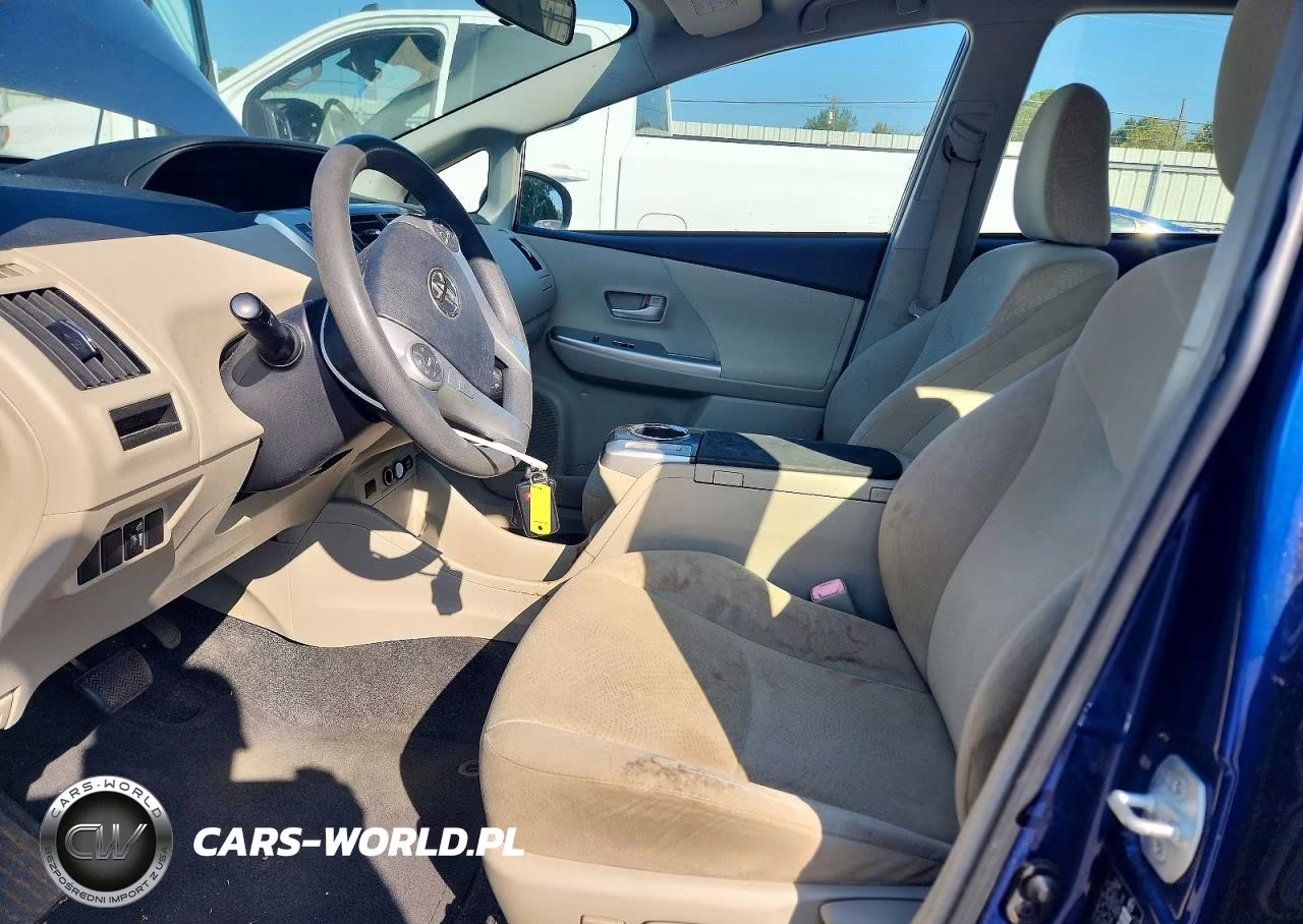 2012 Toyota Prius V Two VIN:JTDZN3EU0C3032973 - 7