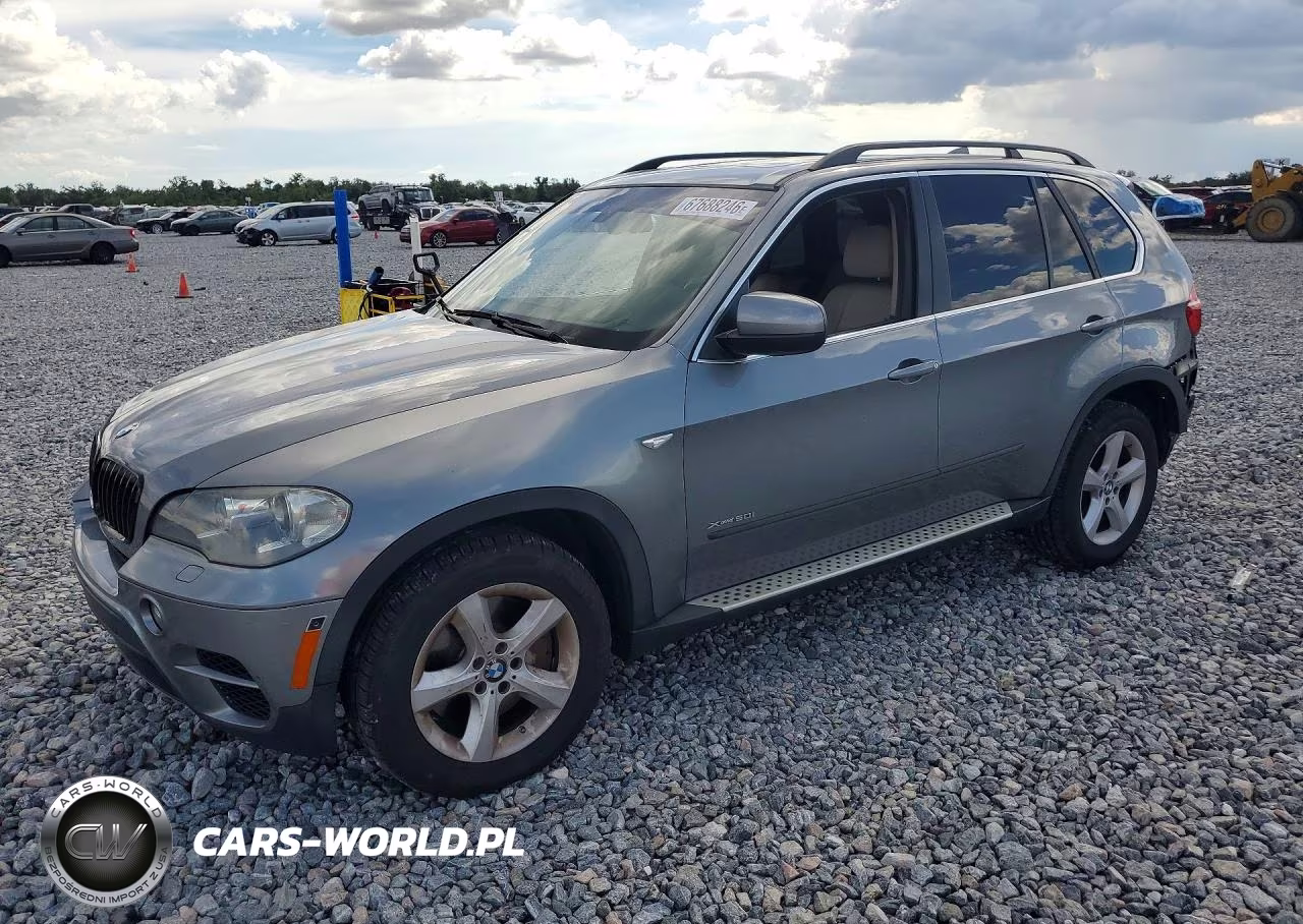 2013 BMW X5 xDrive50I VIN:5UXZV8C51D0C14520 - 1