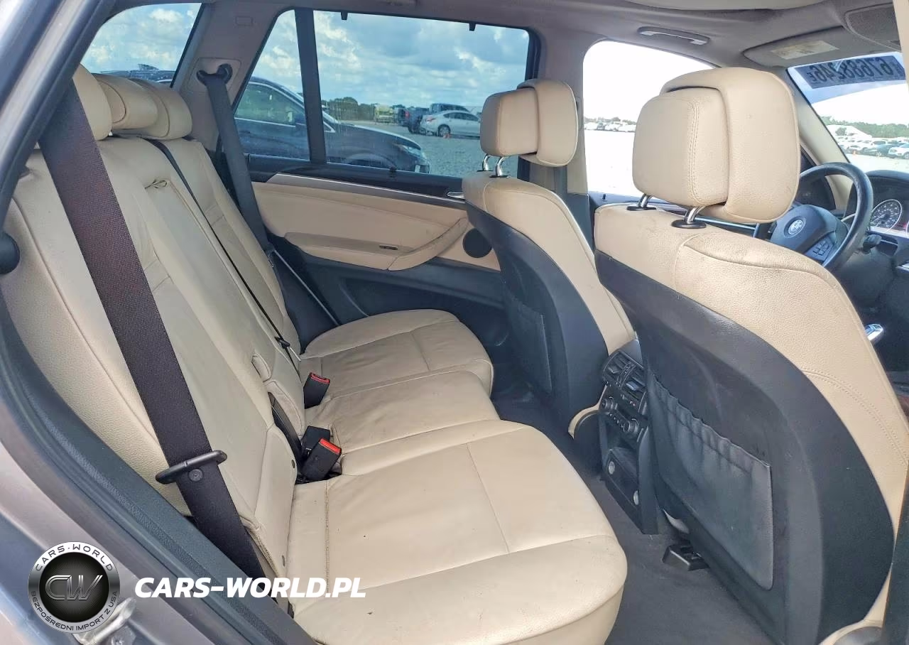2013 BMW X5 xDrive50I VIN:5UXZV8C51D0C14520 - 10
