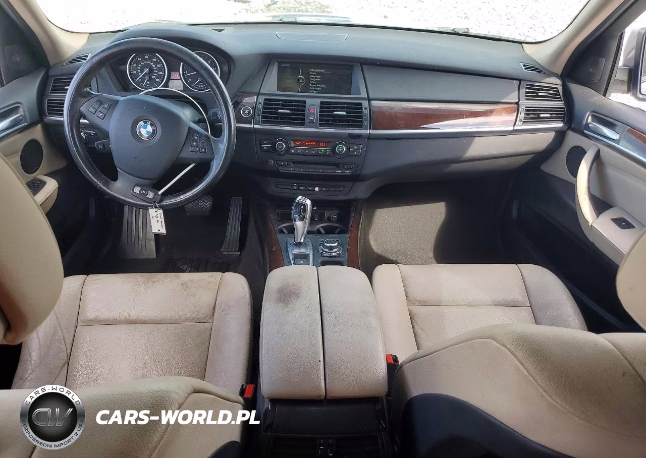 2013 BMW X5 xDrive50I VIN:5UXZV8C51D0C14520 - 8