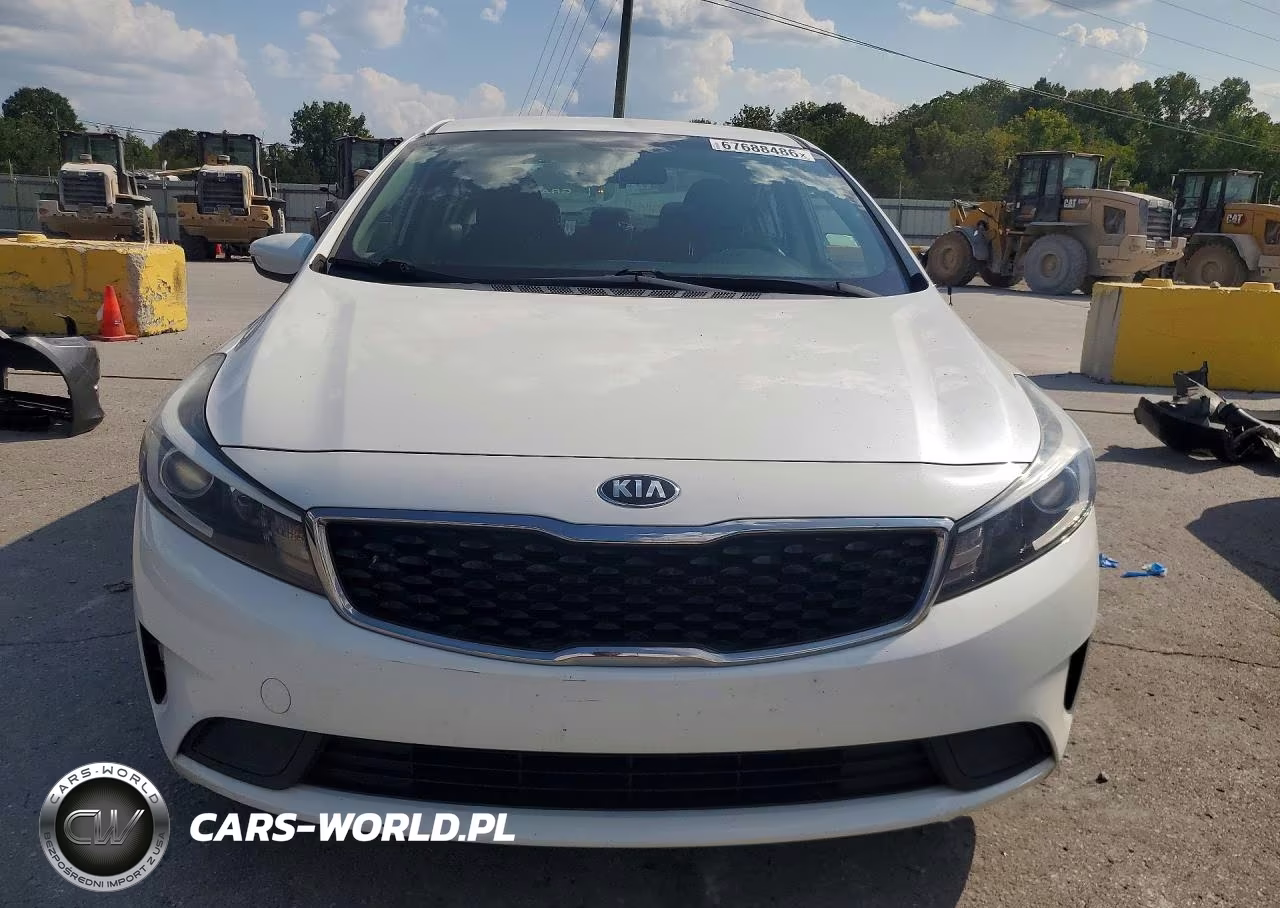 2018 Kia Forte Lx VIN:3KPFL4A70JE169660 - 5