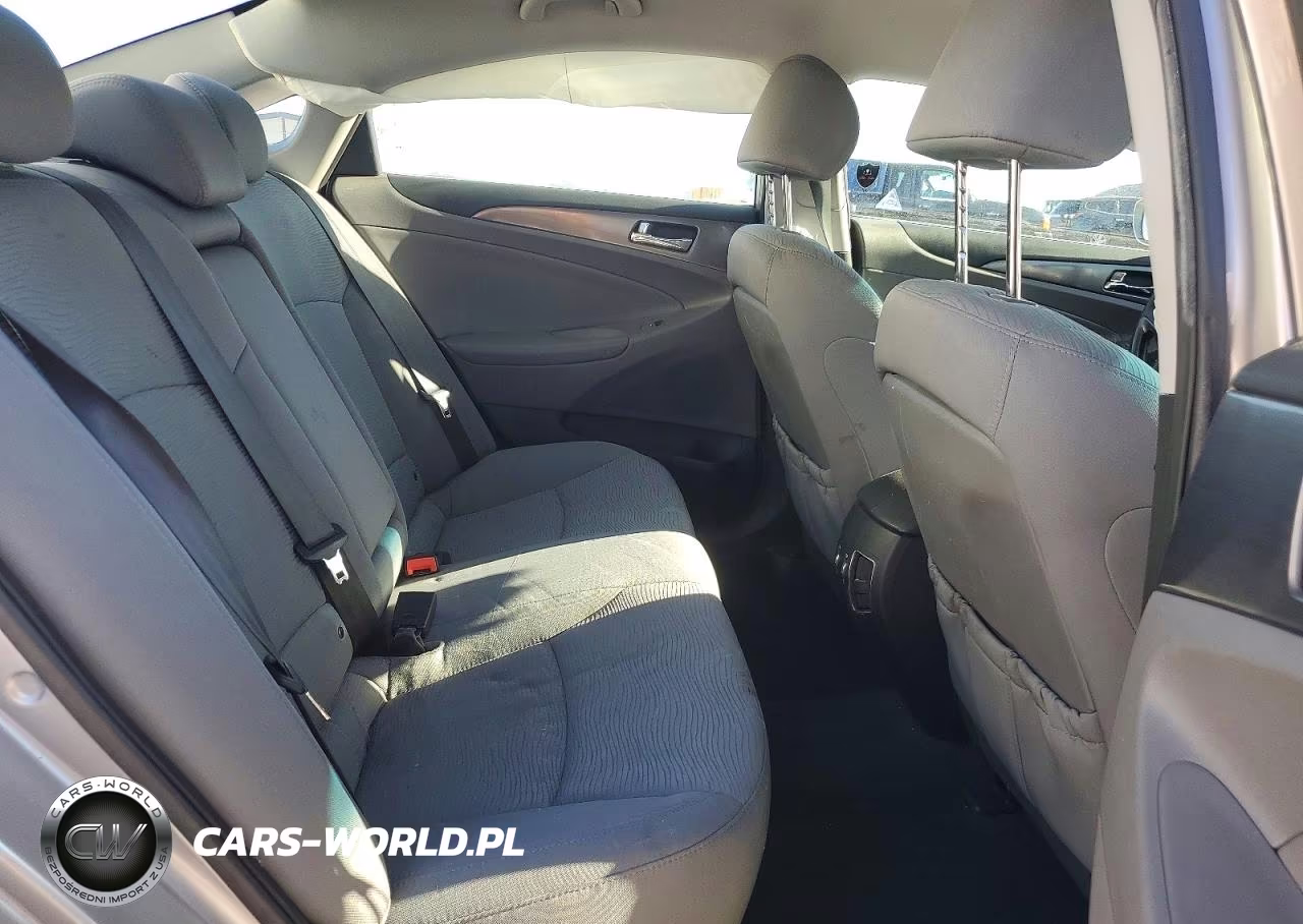 2012 Hyundai Sonata Hybrid VIN:KMHEC4A47CA043928 - 10