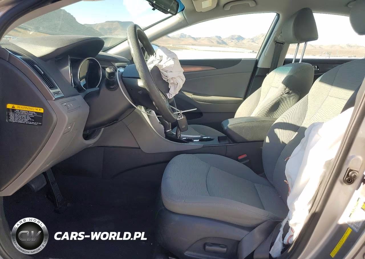 2012 Hyundai Sonata Hybrid VIN:KMHEC4A47CA043928 - 7