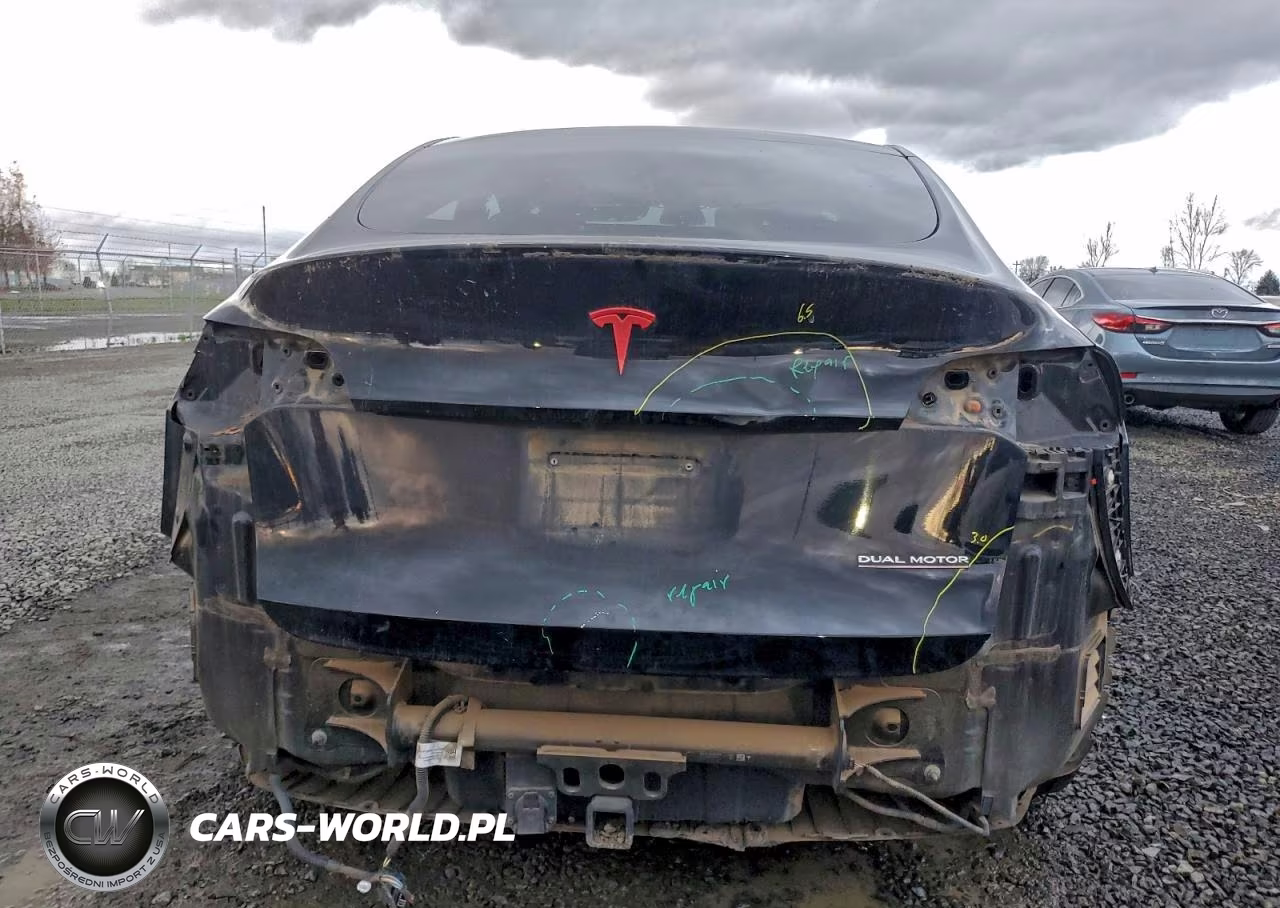 2022 Tesla Model Y VIN:7SAYGDEF5NF398627 - 6
