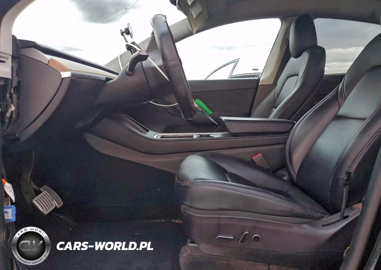 2022 Tesla Model Y VIN:7SAYGDEF5NF398627 - 7
