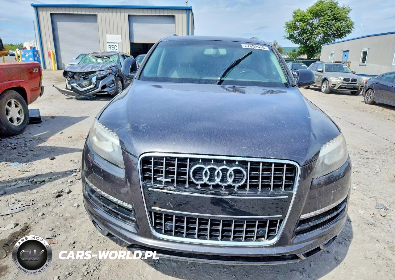 2015 Audi Q7 Premium Plus VIN:WA1LGAFEXFD018924 - 5