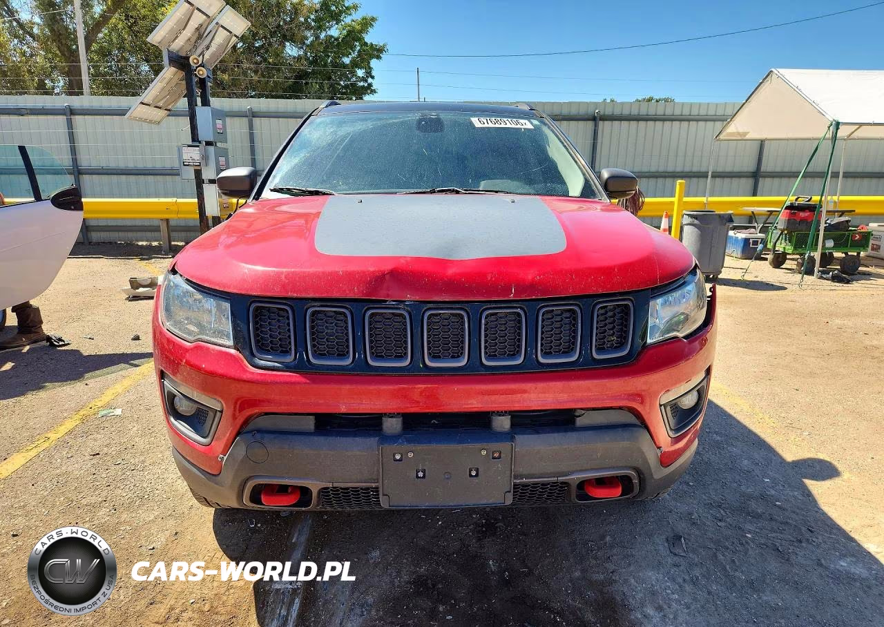 2018 Jeep Compass Trailhawk VIN:3C4NJDDB1JT135367 - 5