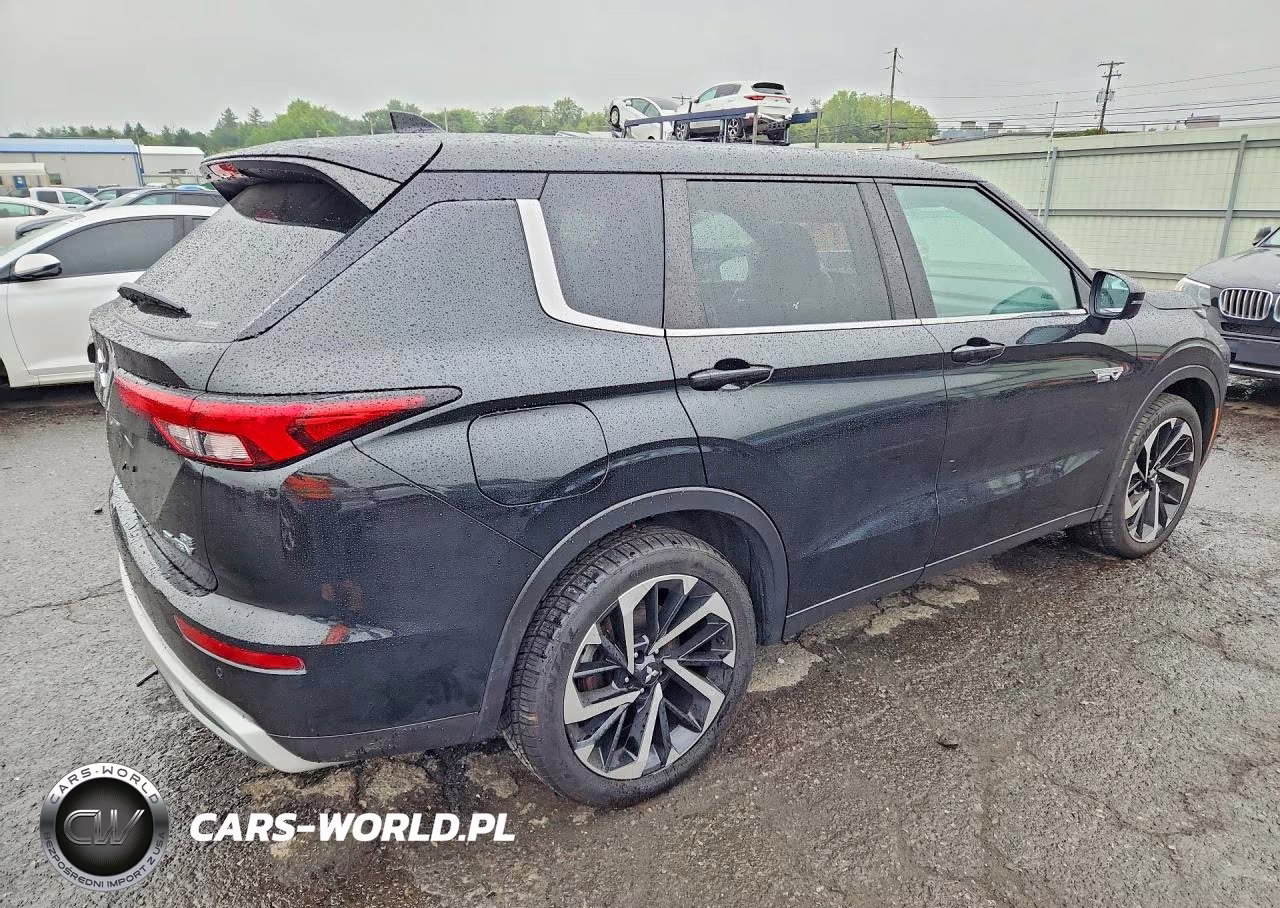 2023 Mitsubishi Outlander Se VIN:JA4T5UA97PZ059971 - 3