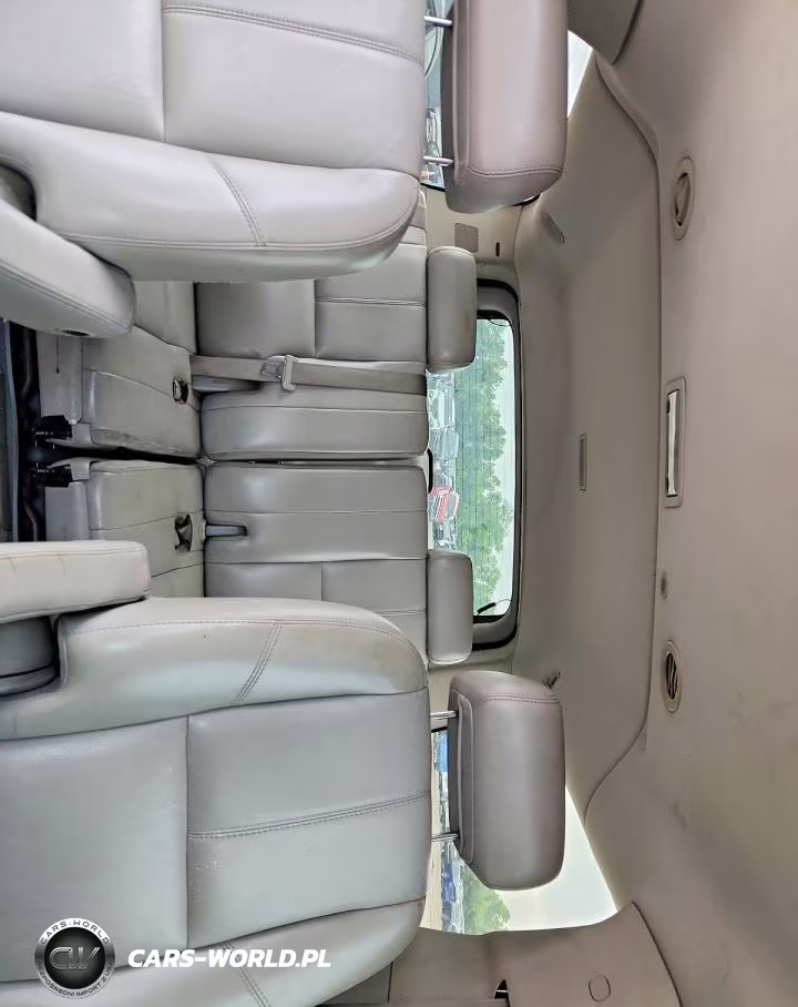 2007 Chevrolet Suburban C1500 VIN:3GNFC16J17G106221 - 10