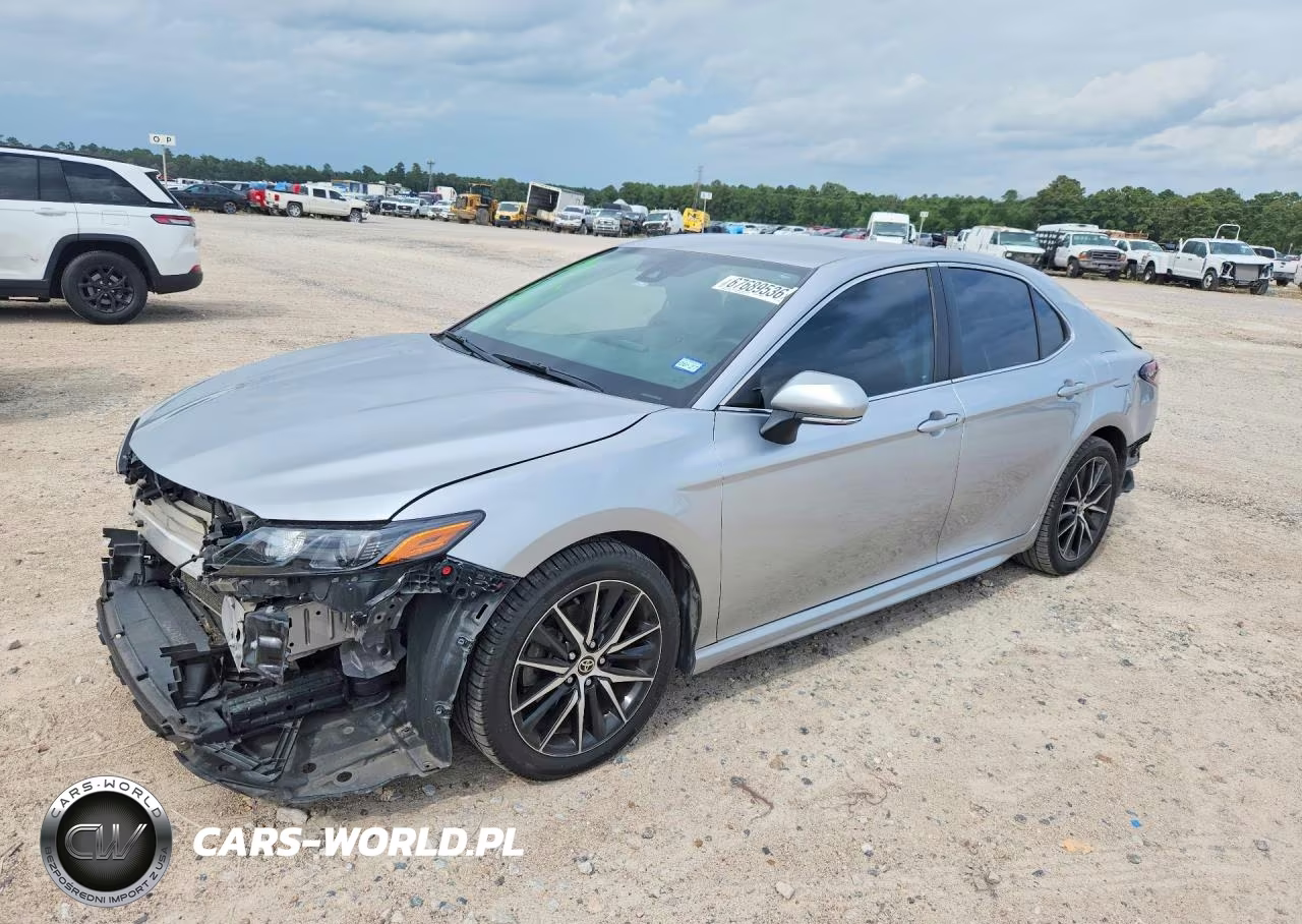2022 Toyota Camry Se