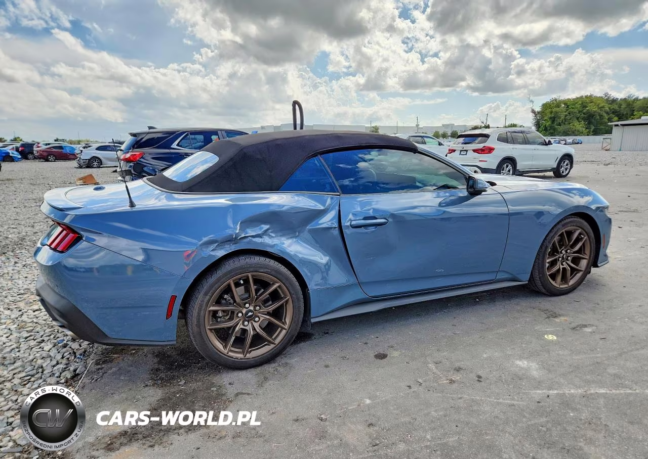 2024 Ford Mustang VIN:1FAGP8UH8R5105335 - 3