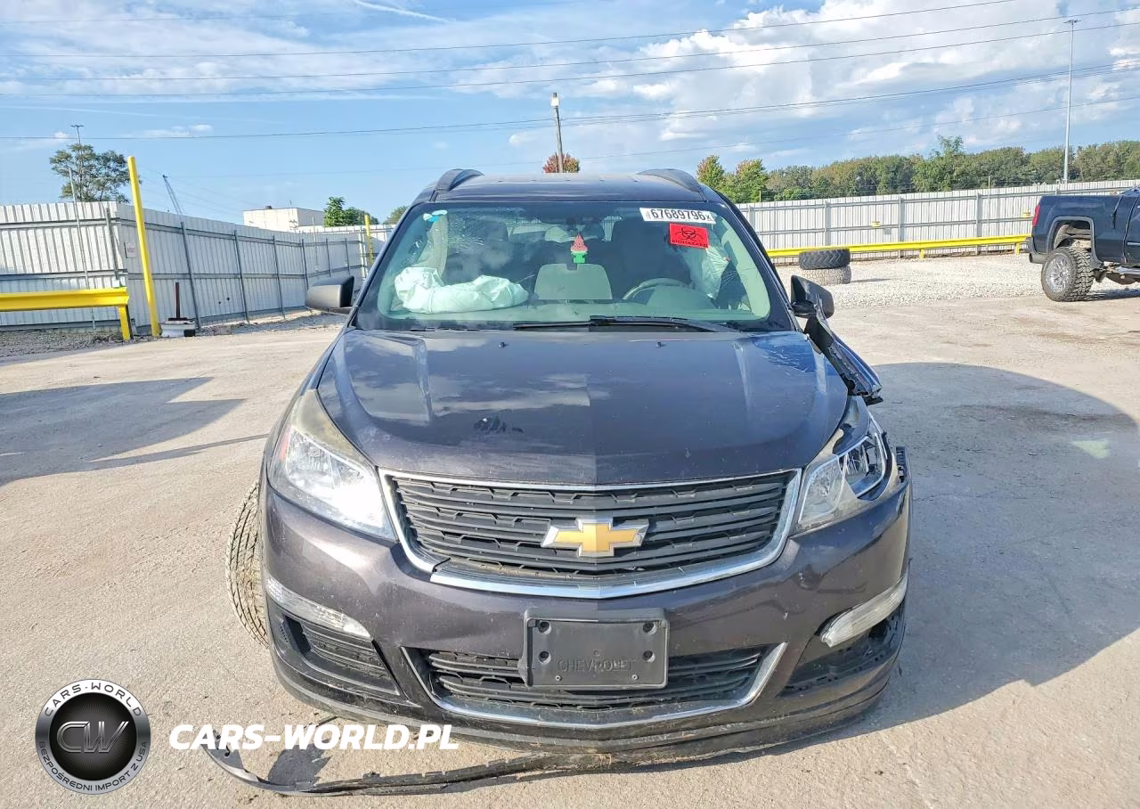 2017 Chevrolet Traverse Ls VIN:1GNKRFKD5HJ230034 - 5