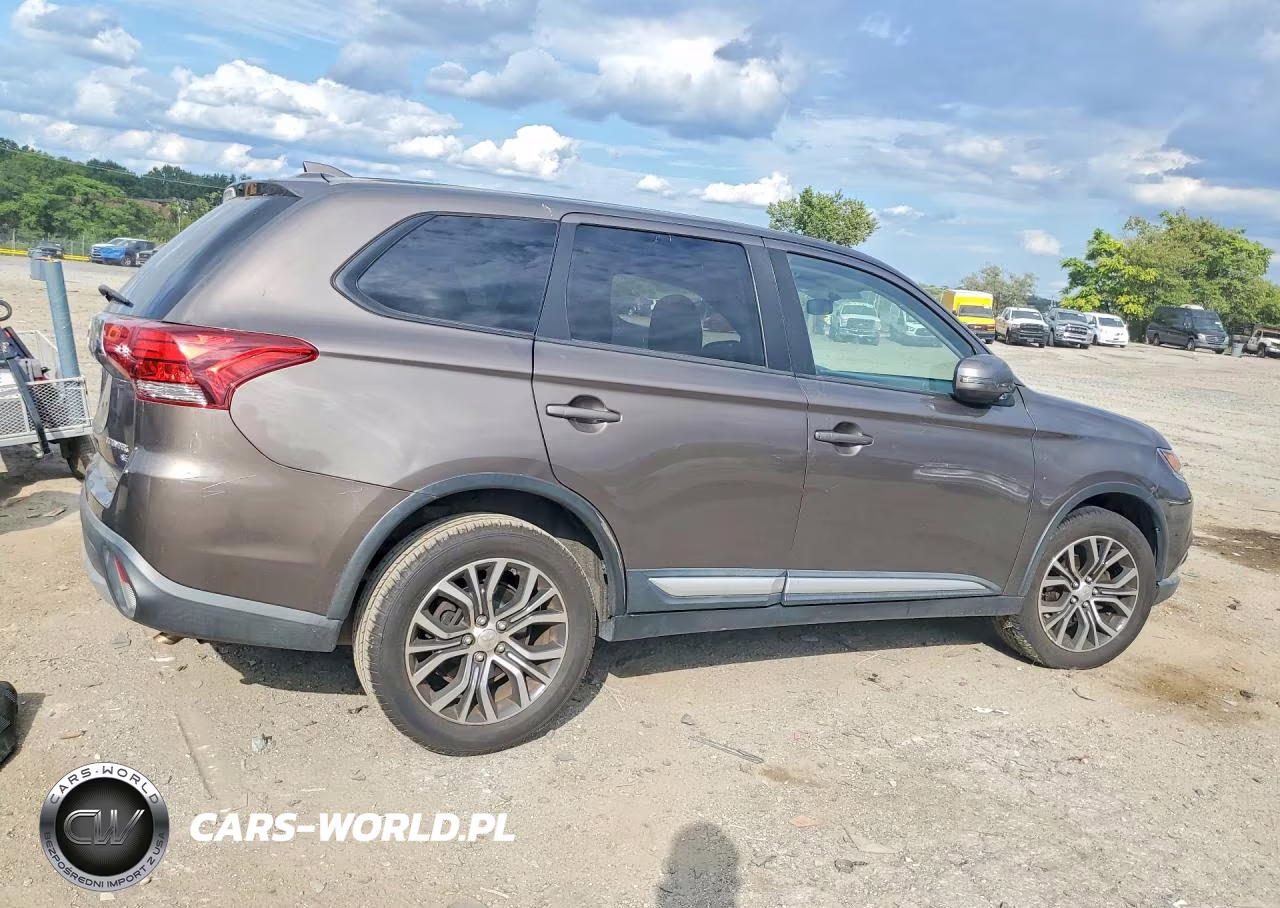 2017 Mitsubishi Outlander Se VIN:JA4AD3A30HZ015568 - 3