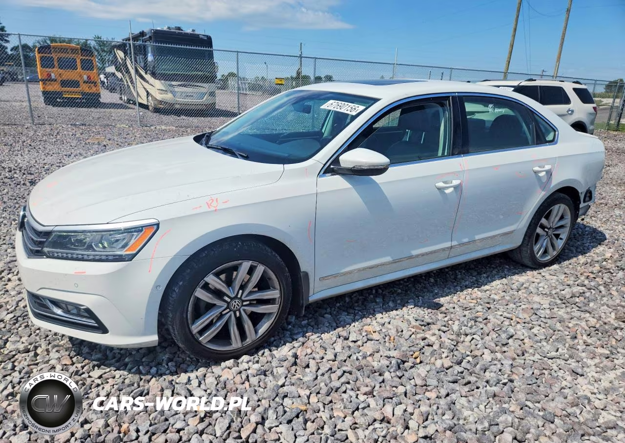 2017 Volkswagen Passat Sel Premium VIN:1VWCT7A33HC078821 - 1