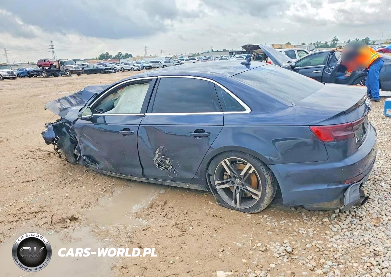 2017 Audi A4 Premium Plus VIN:WAUENAF4XHN029802 - 2