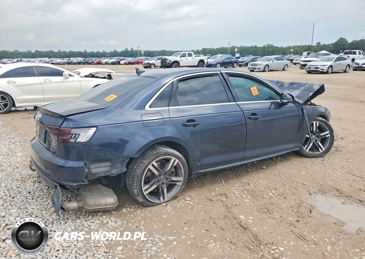 2017 Audi A4 Premium Plus VIN:WAUENAF4XHN029802 - 3