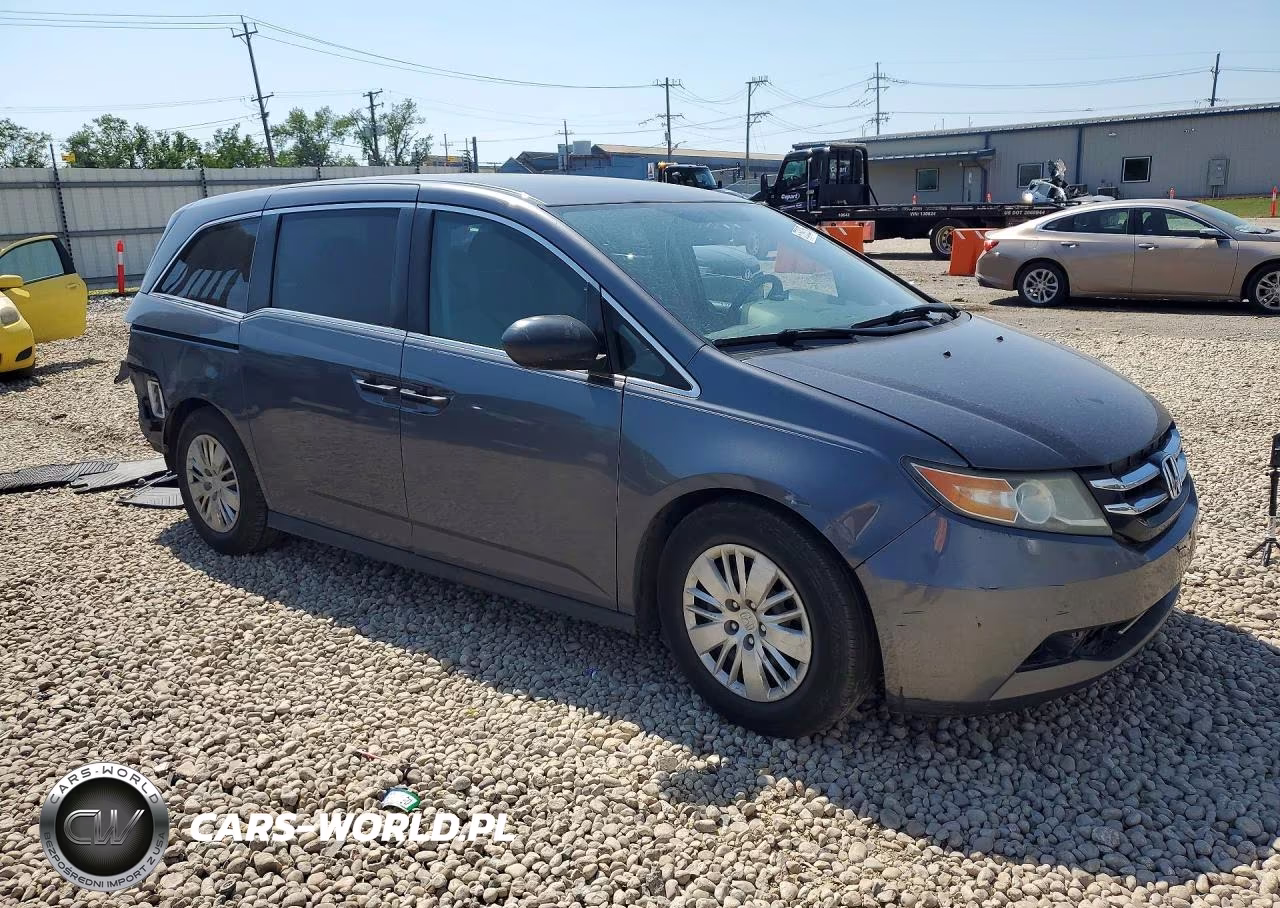 2016 Honda Odessey VIN:5FNRL5H23GB168051 - 4