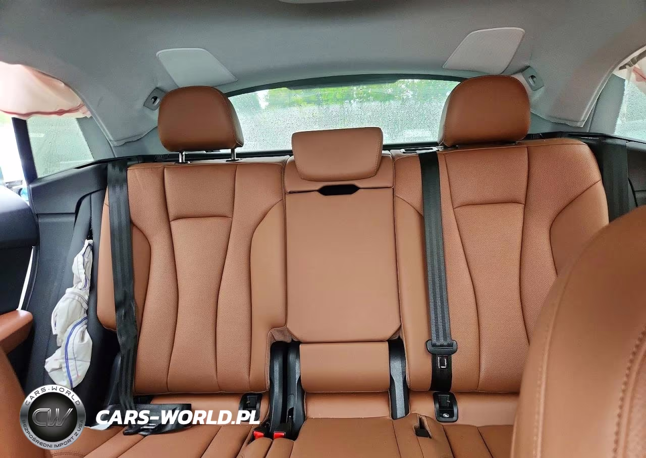 2022 Audi Q8 Premium Plus VIN:WA1BVBF11ND021262 - 10