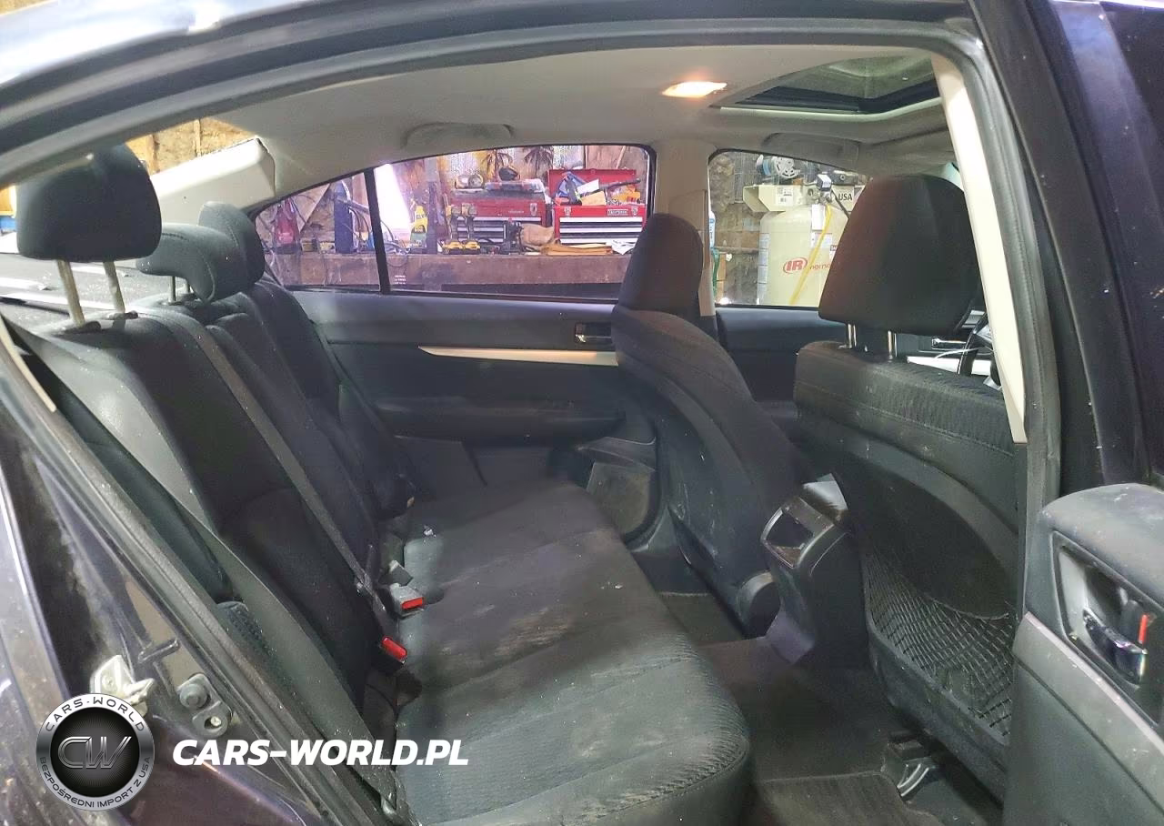 2010 Subaru Legacy 3.6R Premium VIN:4S3BMEG66A2215943 - 10