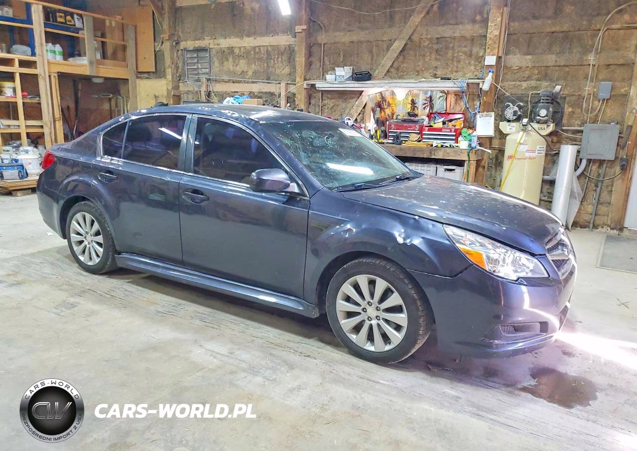 2010 Subaru Legacy 3.6R Premium VIN:4S3BMEG66A2215943 - 4