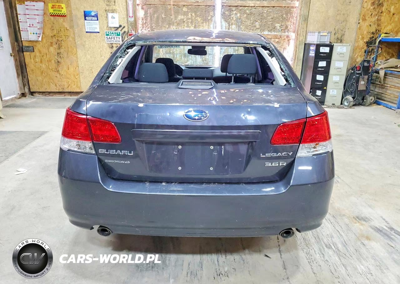 2010 Subaru Legacy 3.6R Premium VIN:4S3BMEG66A2215943 - 6