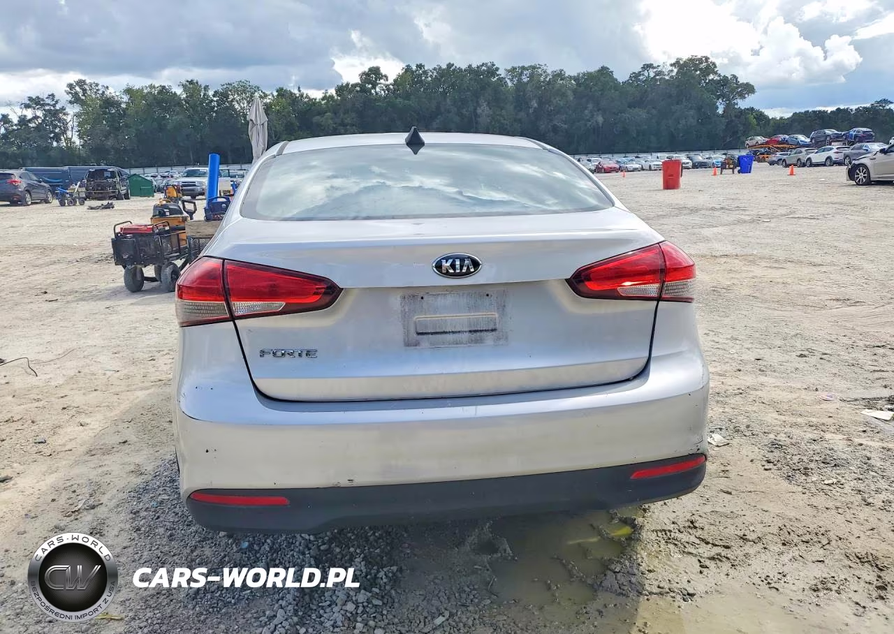 2018 Kia Forte Lx VIN:3KPFK4A77JE233762 - 6
