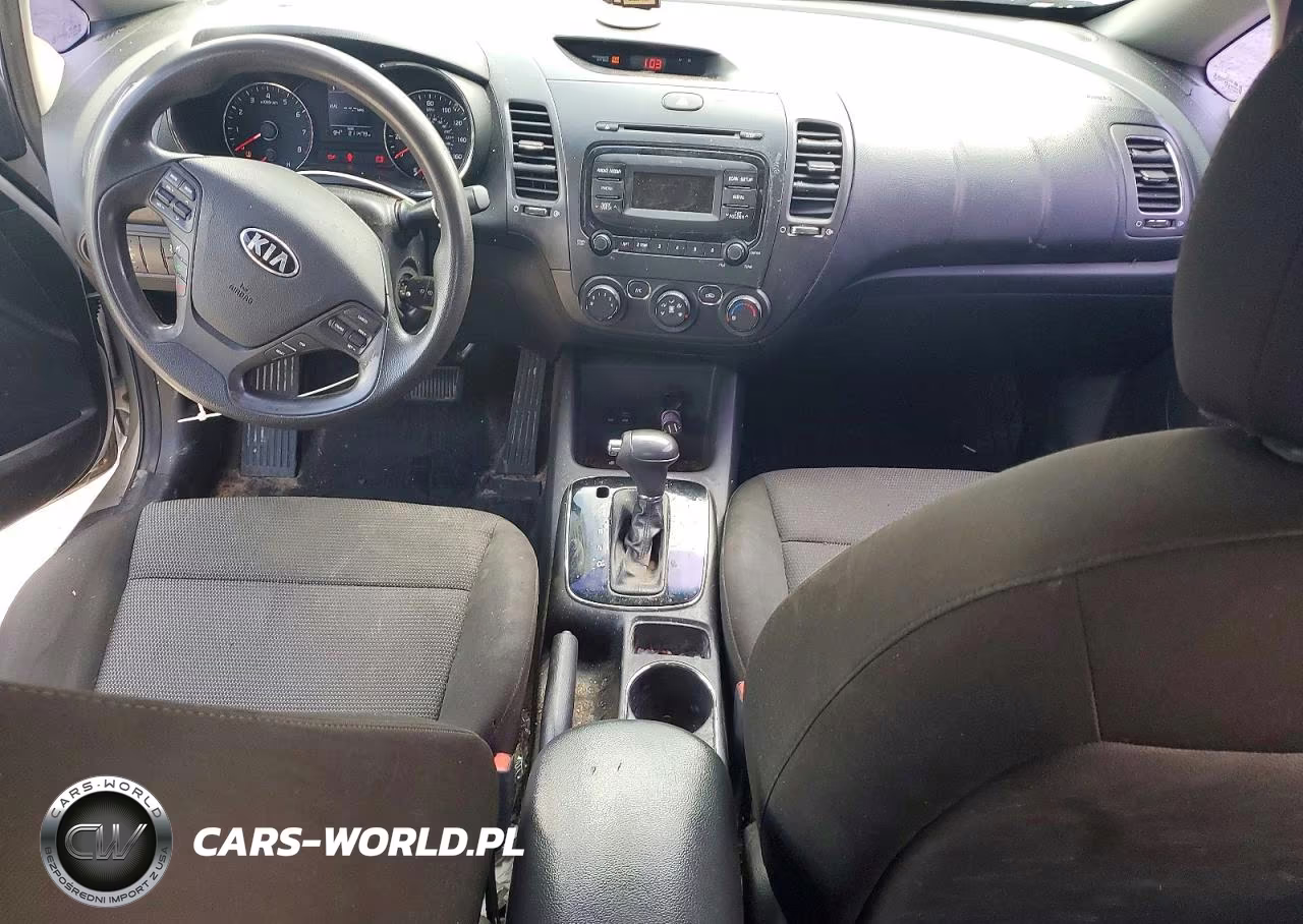 2018 Kia Forte Lx VIN:3KPFK4A77JE233762 - 8