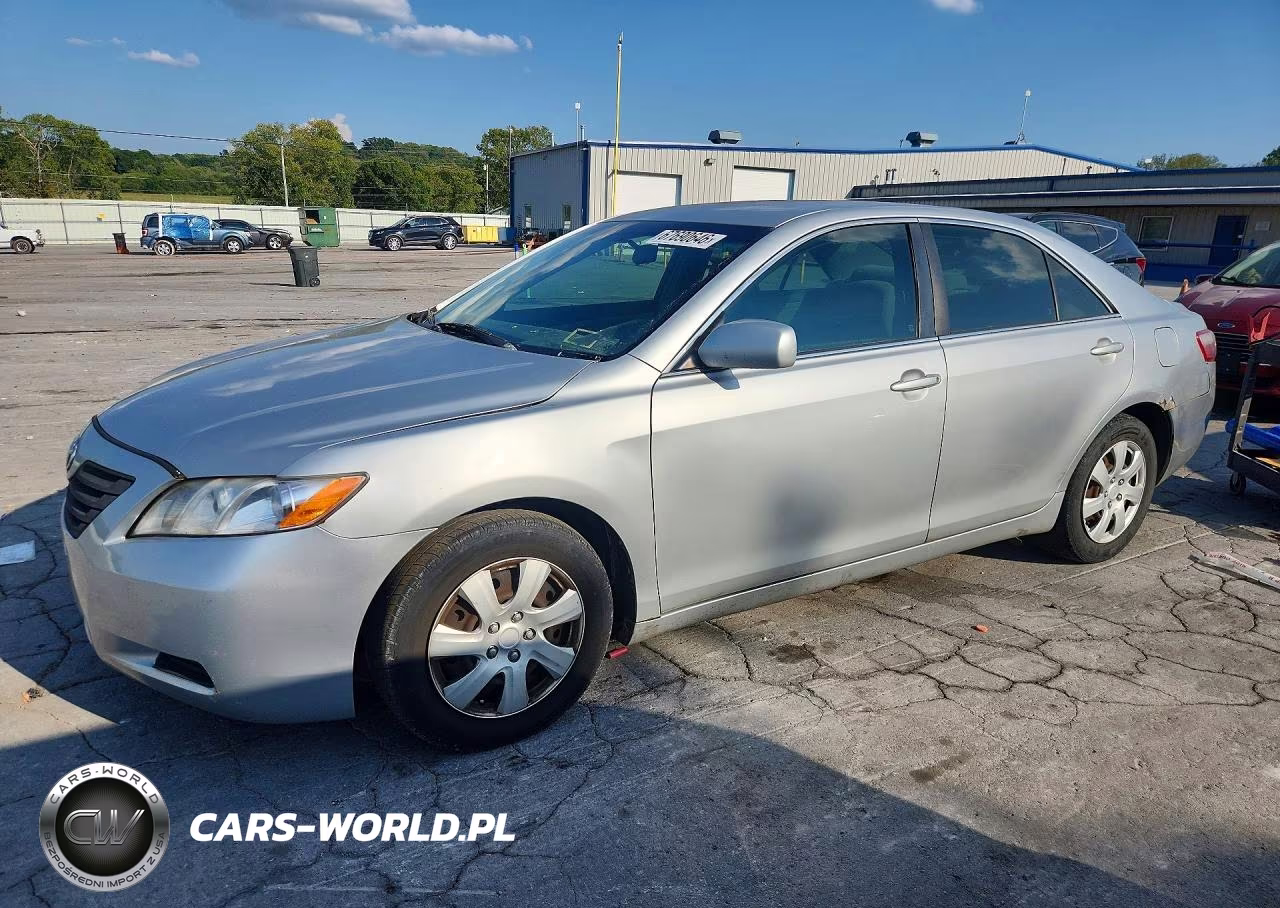 2007 Toyota Camry Le – zdjęcie 1 z 12