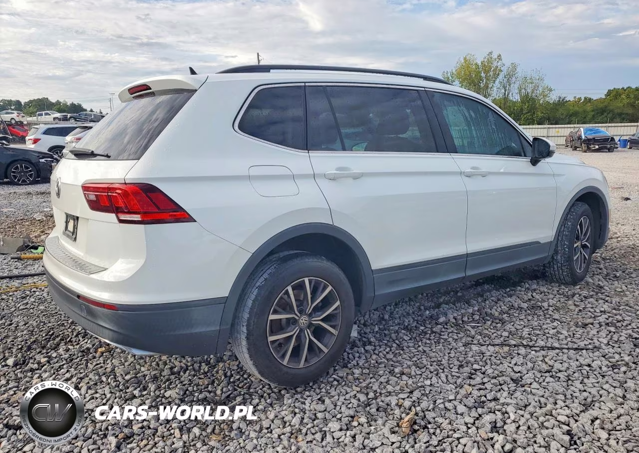 2019 Volkswagen Tiguan Se VIN:3VV3B7AX4KM174196 - 3