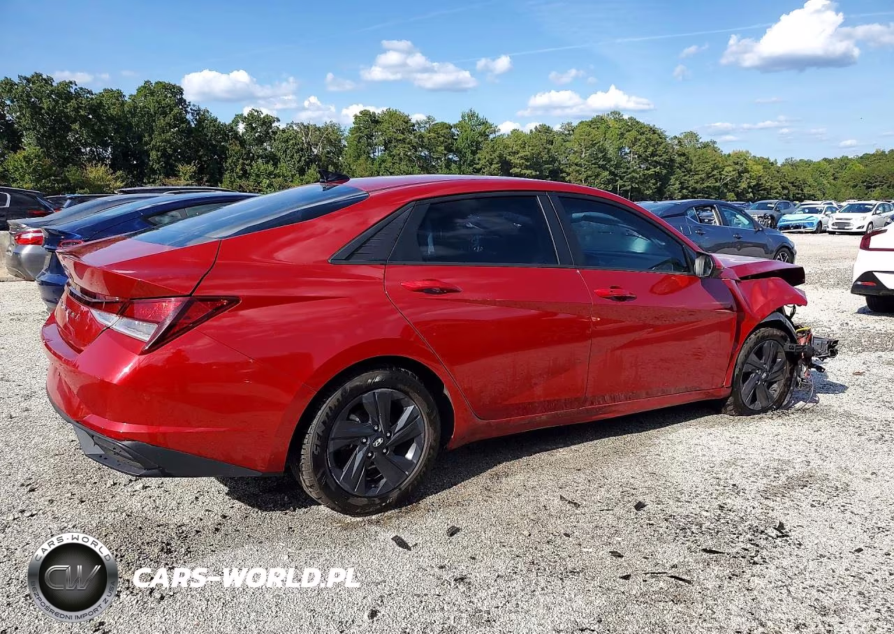 2023 Hyundai Elantra Sel VIN:KMHLM4AG2PU426632 - 3