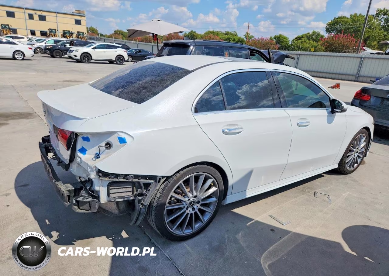 2020 Mercedes-Benz A 220 VIN:W1K3G4EB0LW044890 - 3