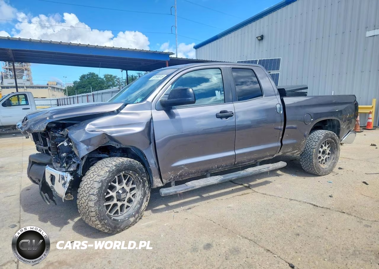 2015 Toyota Tundra – zdjęcie 1 z 13