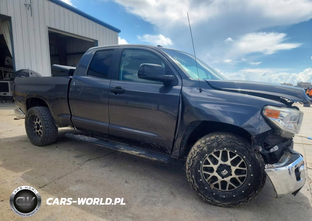 2015 Toyota Tundra VIN:5TFRM5F1XFX091271 - 4