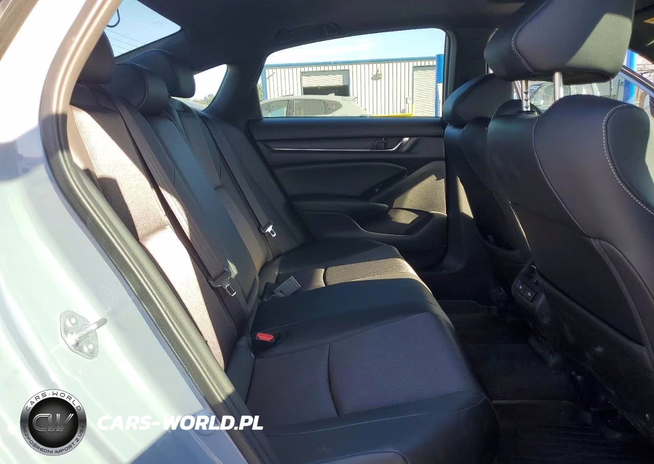 2022 Honda Accord VIN:1HGCV2F33NA017700 - 10