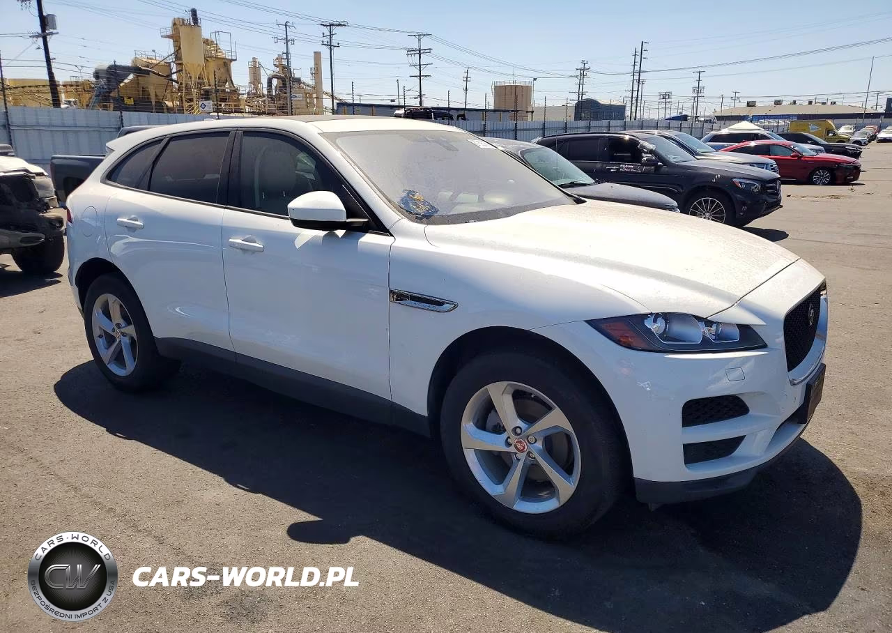 2017 Jaguar F-Pace Premium VIN:SADCJ2BNXHA093456 - 4