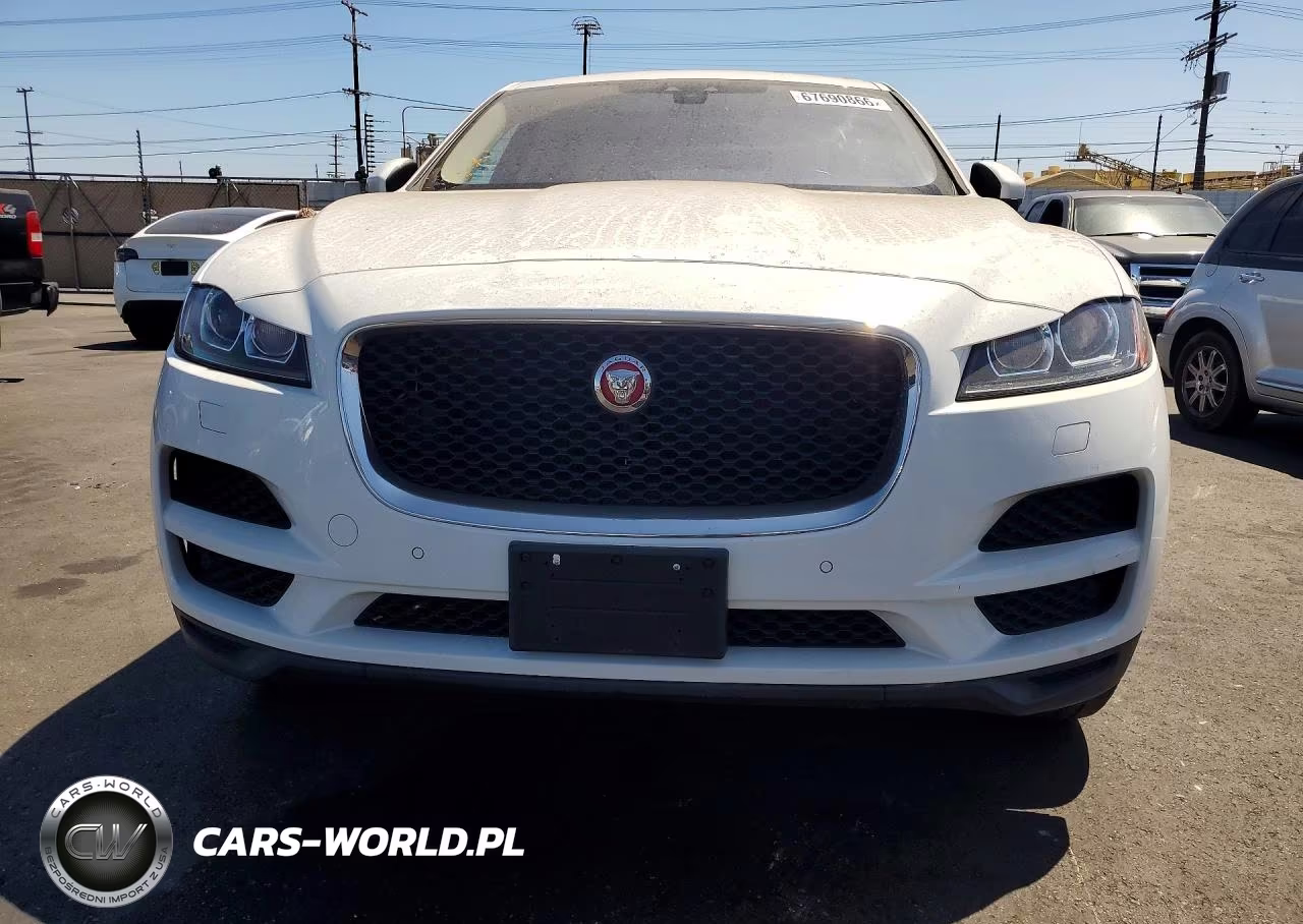 2017 Jaguar F-Pace Premium VIN:SADCJ2BNXHA093456 - 5