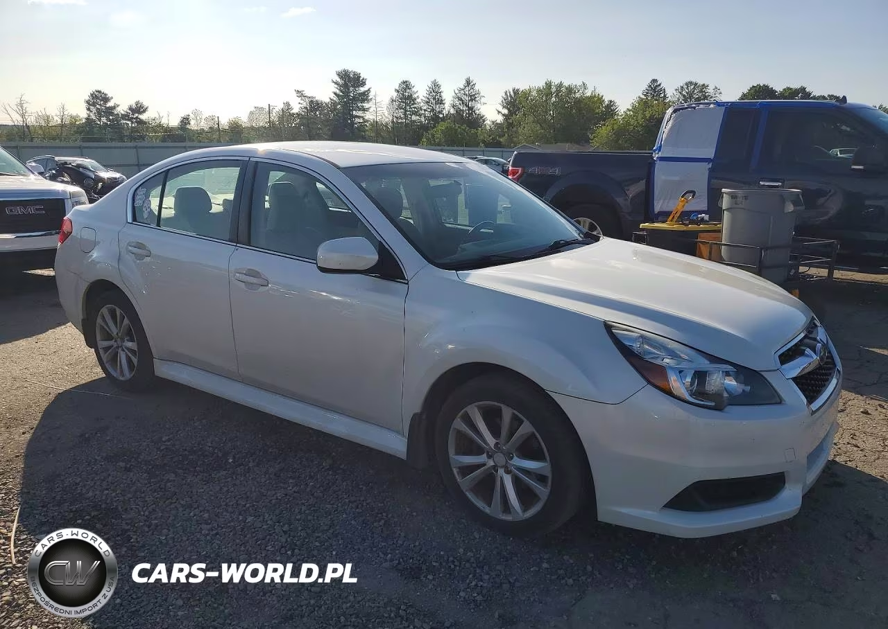 2014 Subaru Legacy 2.5I Premium VIN:4S3BMBC64E3021464 - 4