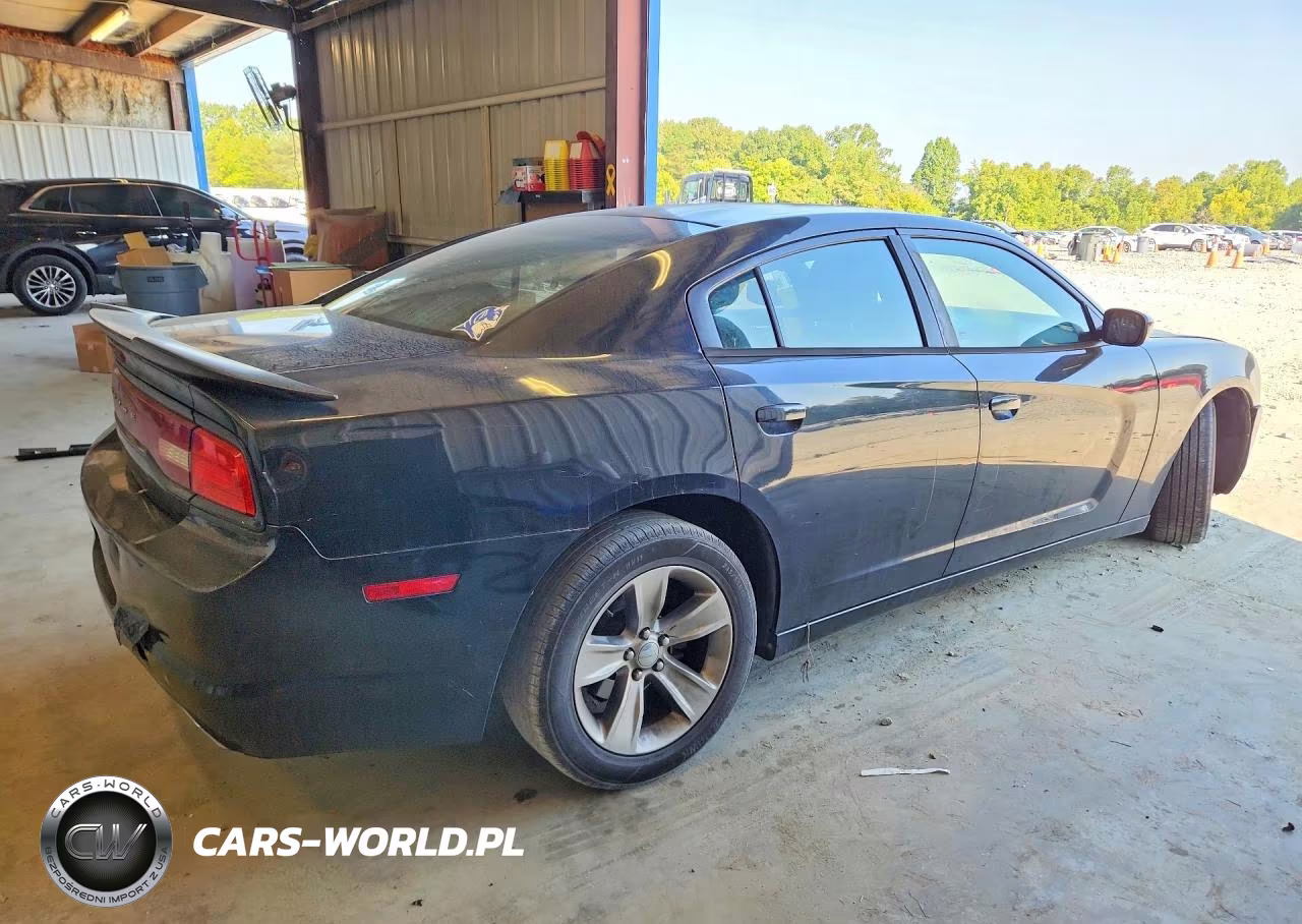 2013 Dodge Charger Se VIN:2C3CDXBG7DH638868 - 3
